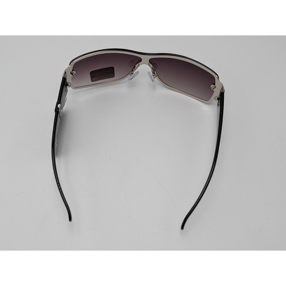 Brand-new True Religion Silver Black Frame Sunglasses NWT - Picture 4 of 6